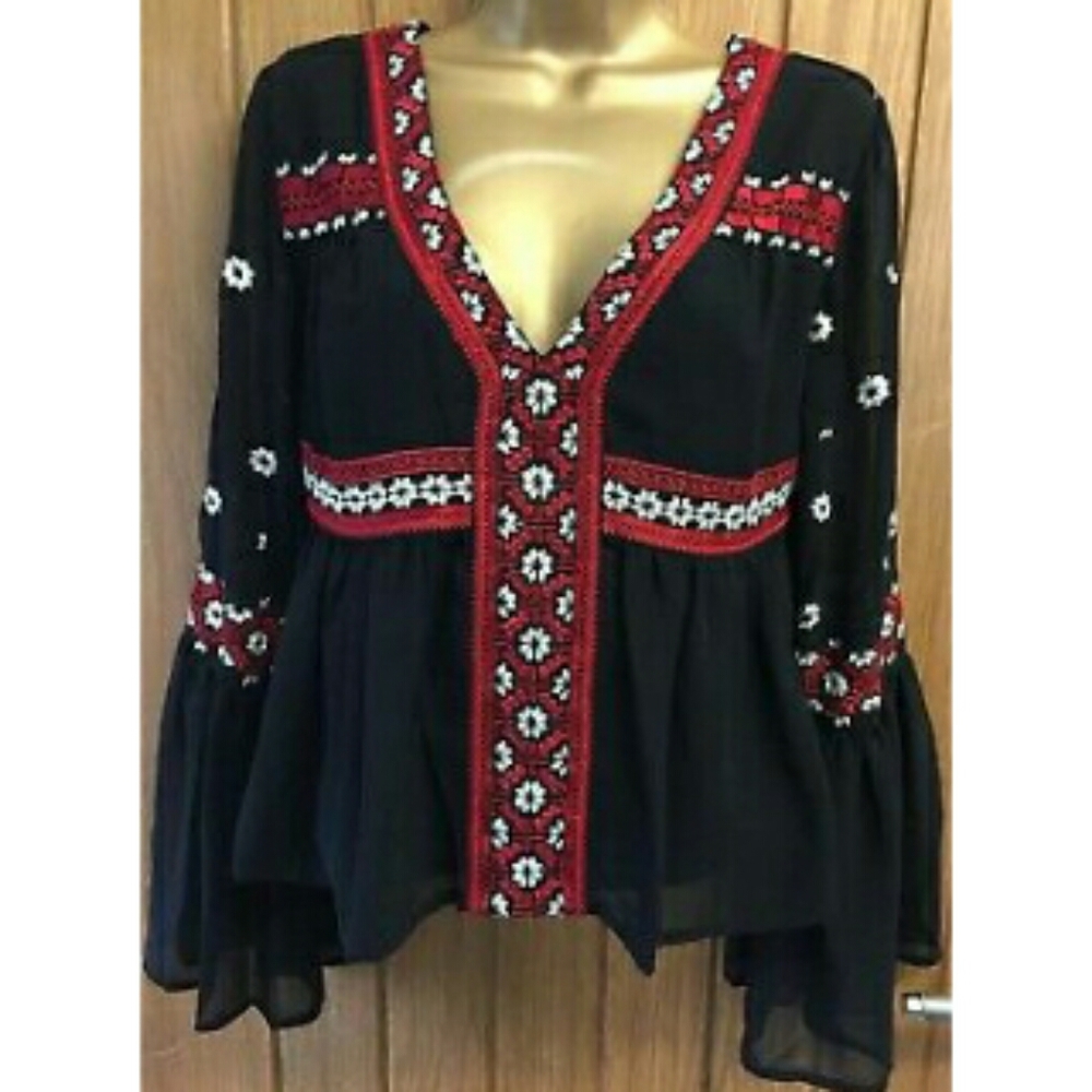 TOPSHOP Bell Sleeve Top